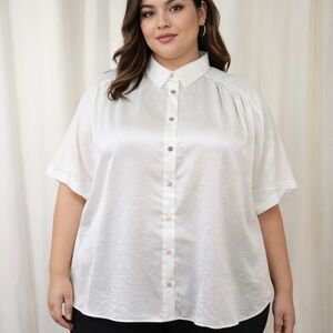 NWT Jane and Delancey White Satin Dolman Sleeve Blouse Button Front Top Size 2X
